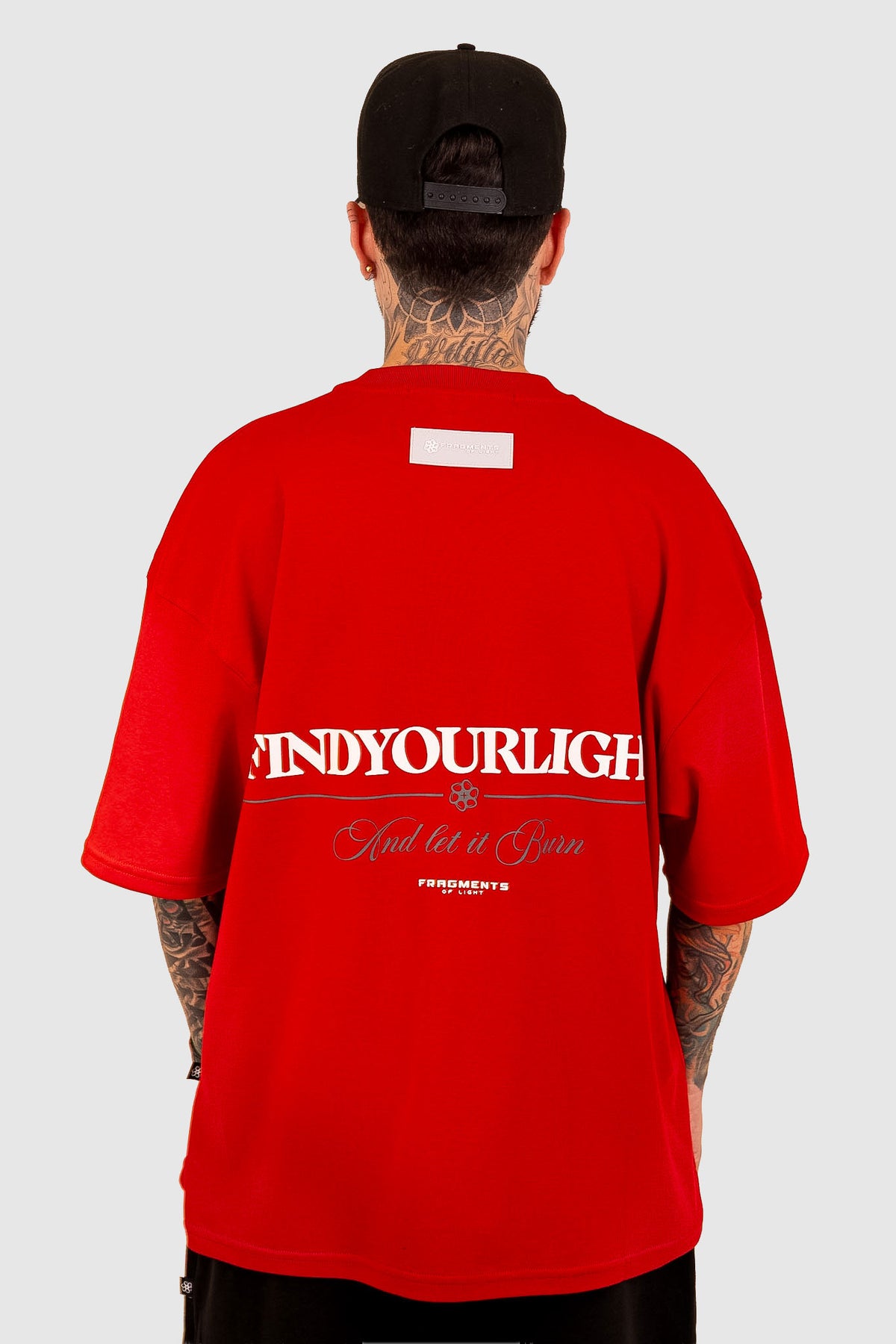 OVERSIZE HOMBRE ROJO