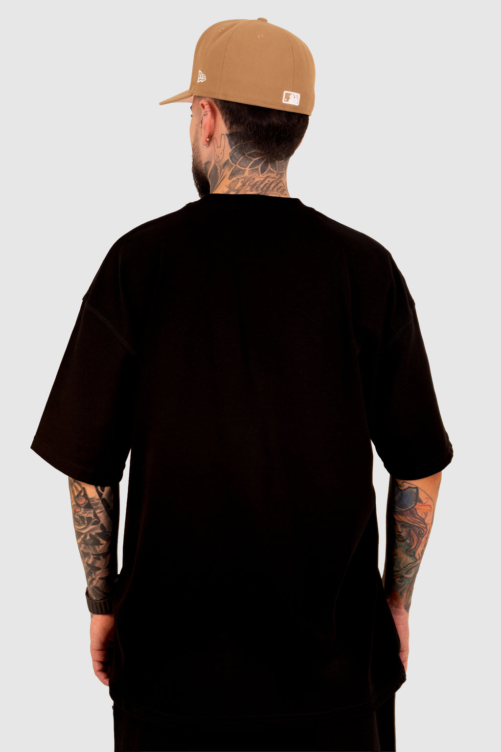 OVERSIZE NEGRA