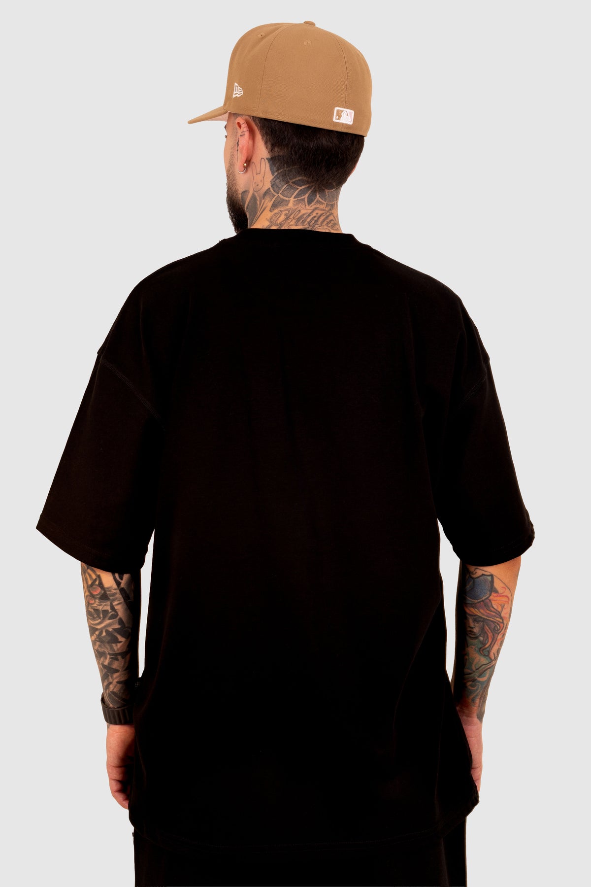 OVERSIZE NEGRA