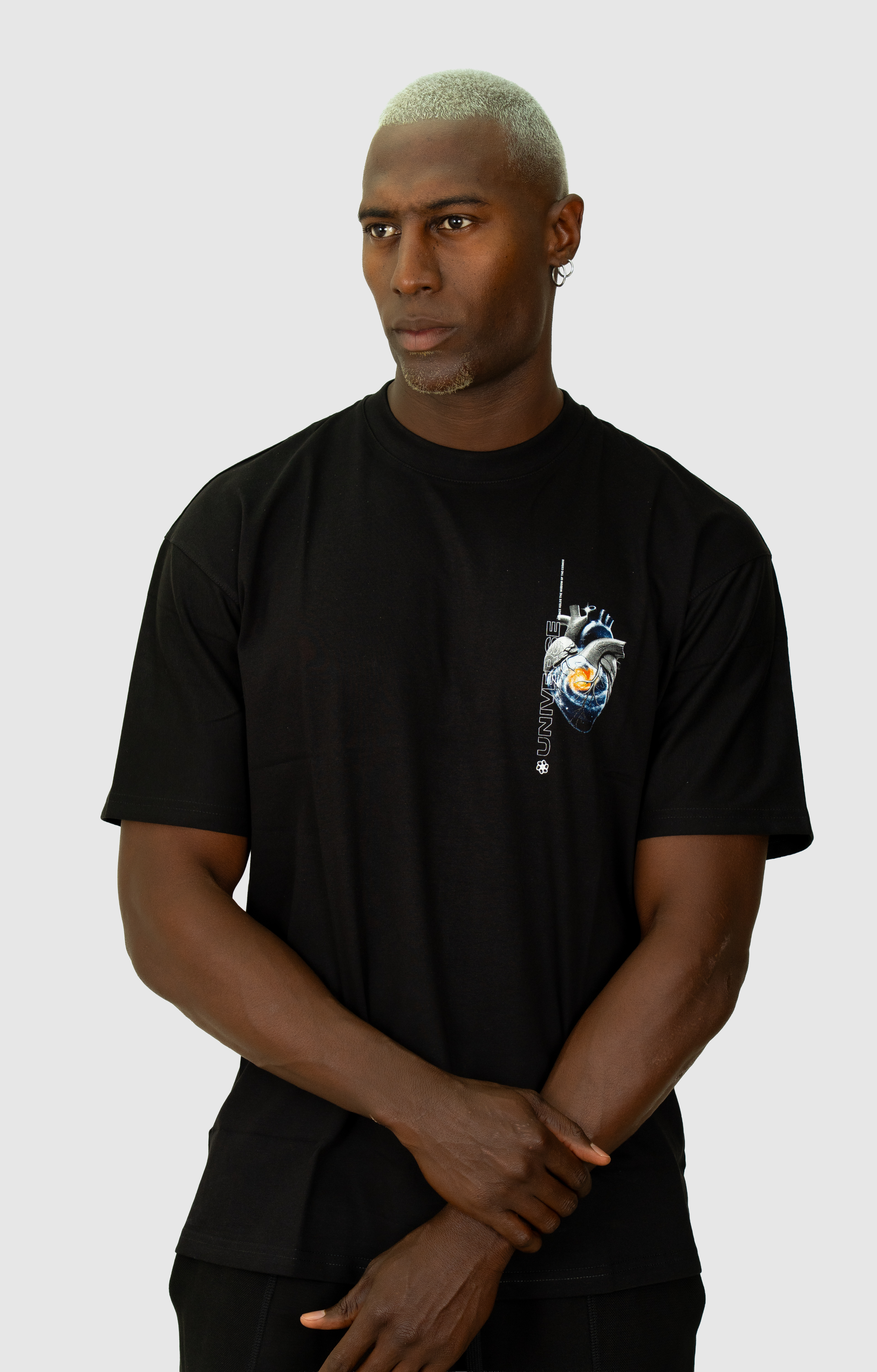 UNIVERSE T-SHIRT