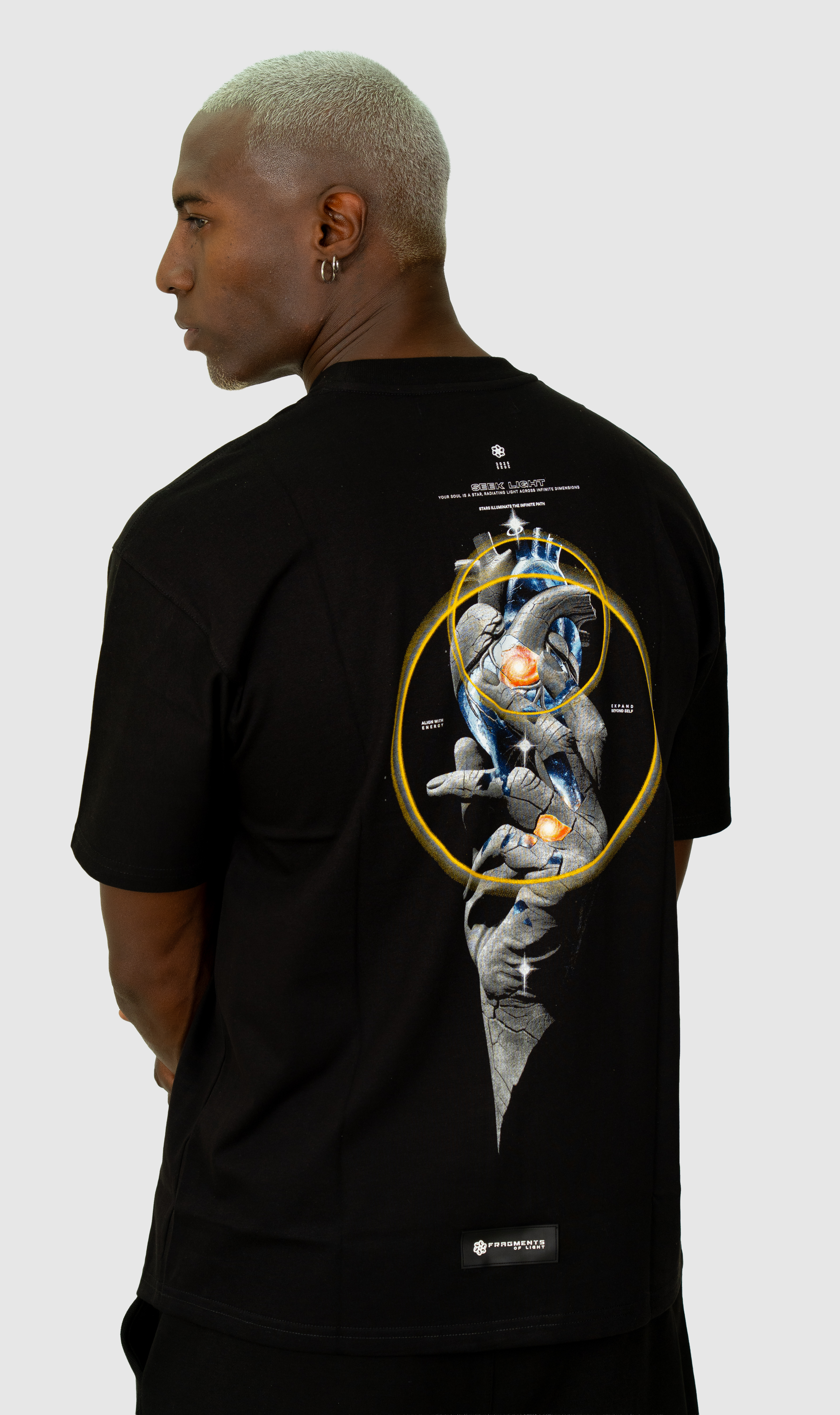 UNIVERSE T-SHIRT