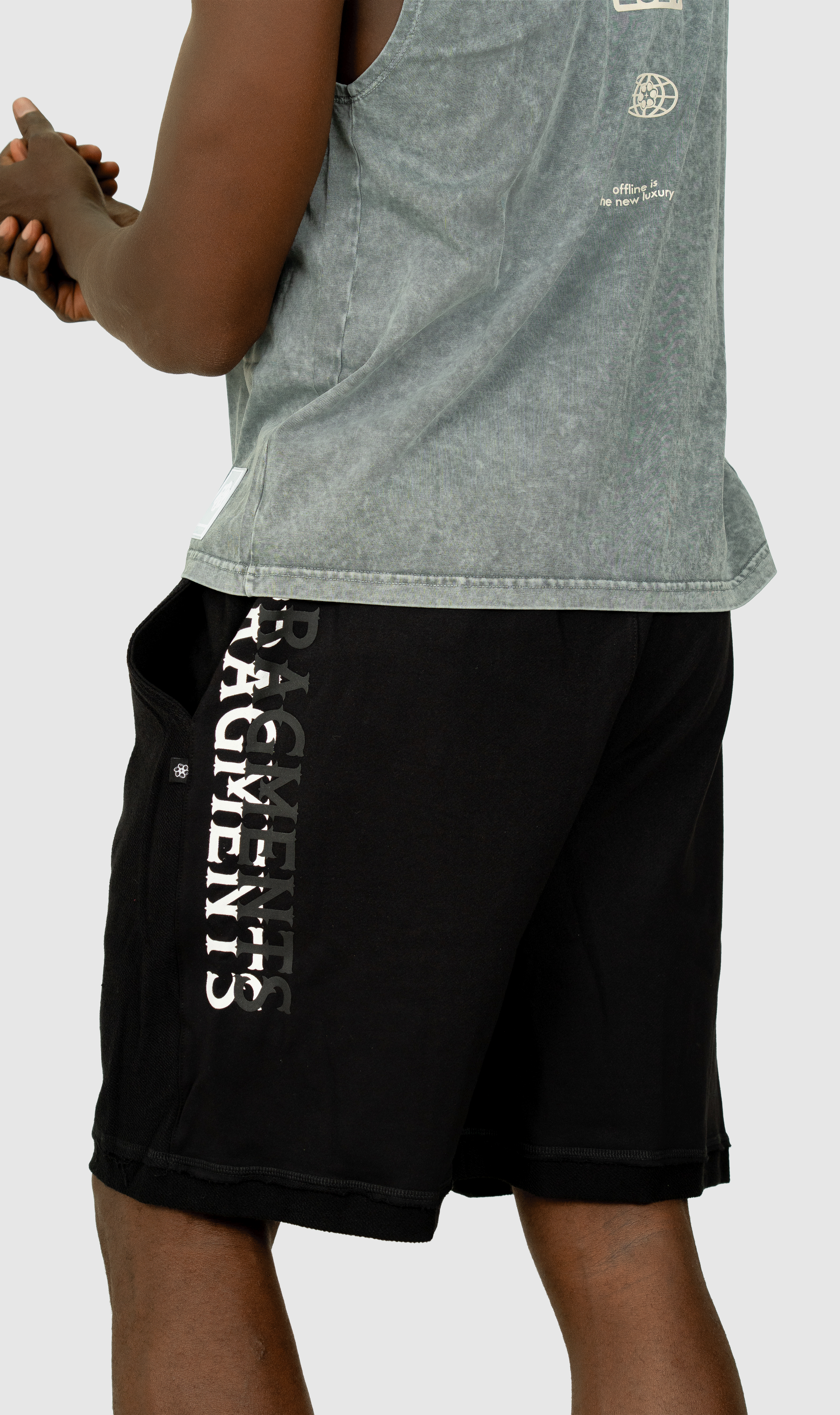 SHORT DISTORTION HOMBRE