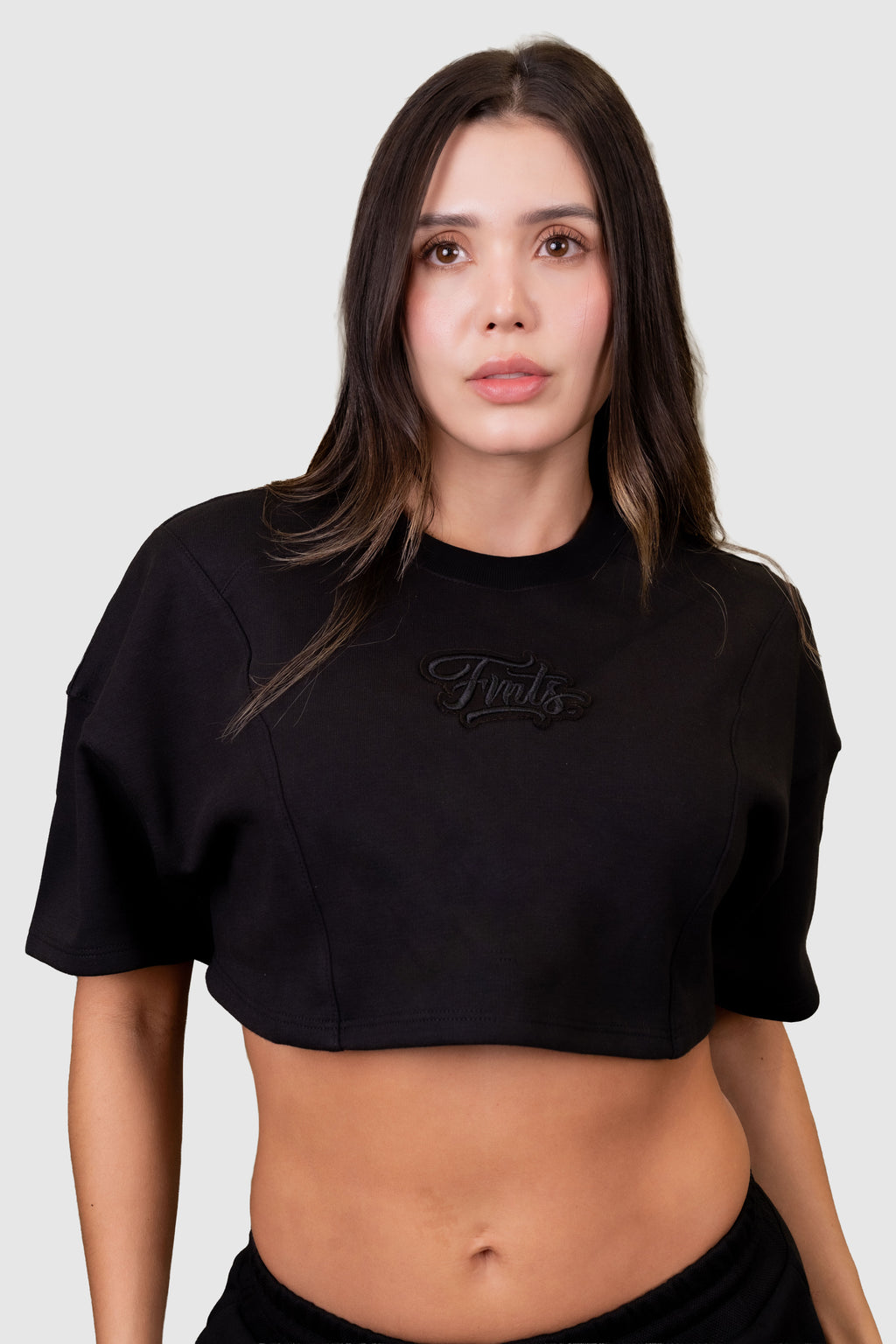 ESSENCE CROP-TOP